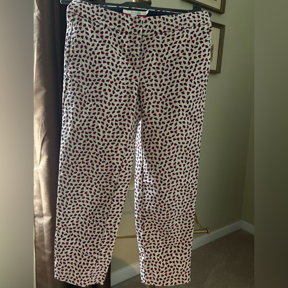 Boden Richmond White, Navy and Red Cherry Print Cropped Pants